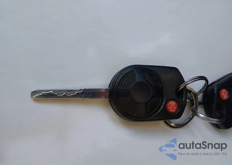 2014 Ford Escape S z USA, uszkodzony, nr VIN 1FMCU0F73EUD21516